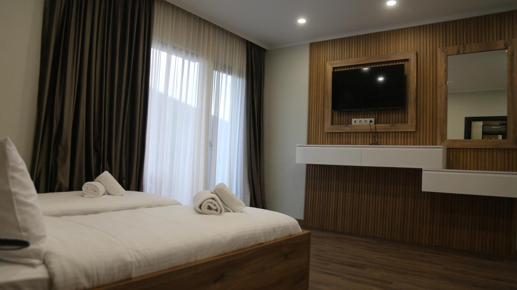 Golden Sun Kobuleti Hotel Buitenkant foto